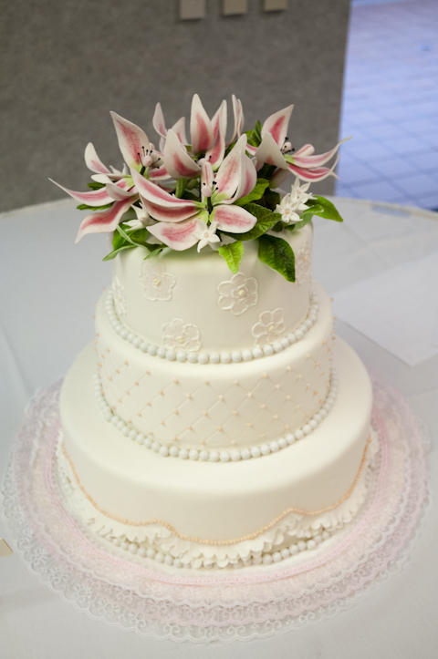 Debra J. Campbell’s cake features quilting, beading and a variety of other techniques.