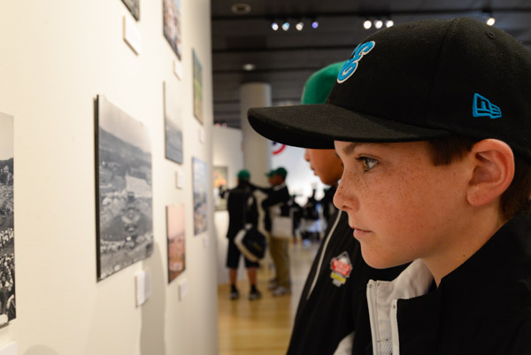 The freckled, cherubic face of a Southeast player, hailing from Nashville, Tenn., is fixed on a gallery image.