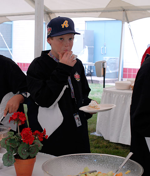 In preteen etiquette books, it's only proper to sample cupcake icing en route to the table.