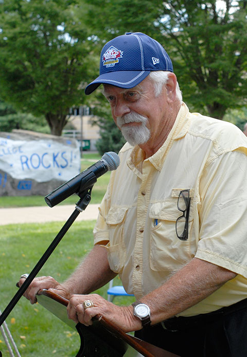 Recalling some of his own all-star colleagues – such names as Mays, McCovey and Marichal – Hall of Fame pitcher Gaylord Perry congratulates this year's teammates ...