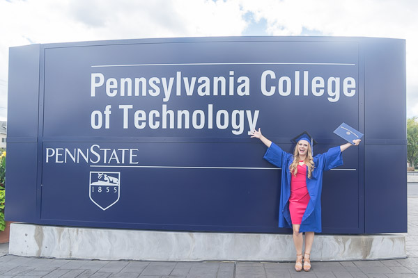 Here she comes, world!