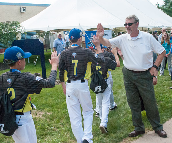 Paul L. Starkey, vice president for academic affairs and provost, makes members of the Sydney, Australia, team feel at home.