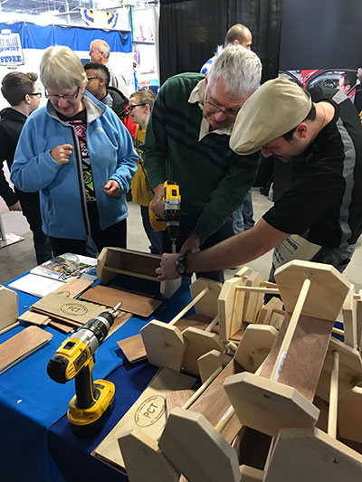 ... and seasoned carpenters alike.