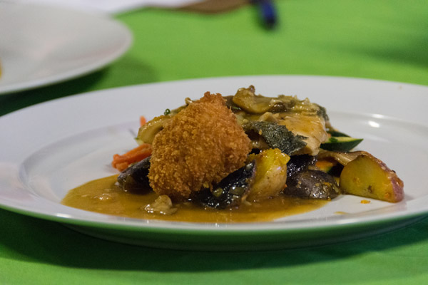 Team Ninjas with Cupcakes' final dish in the School Cooking Challenge