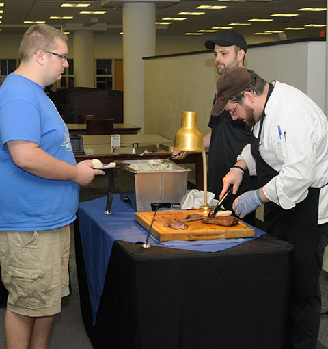 And what's a murder-mystery dinner without dinner? Friday's three-course meal included flank steak, lobster-stuffed ravioli and two varieties of cheesecake.