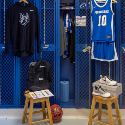 After stopping by Bardo Gym, the tour visited the first-floor facilities ... including this women’s locker room, where employees could see how a new recruit is welcomed with extra dashes of hospitality.