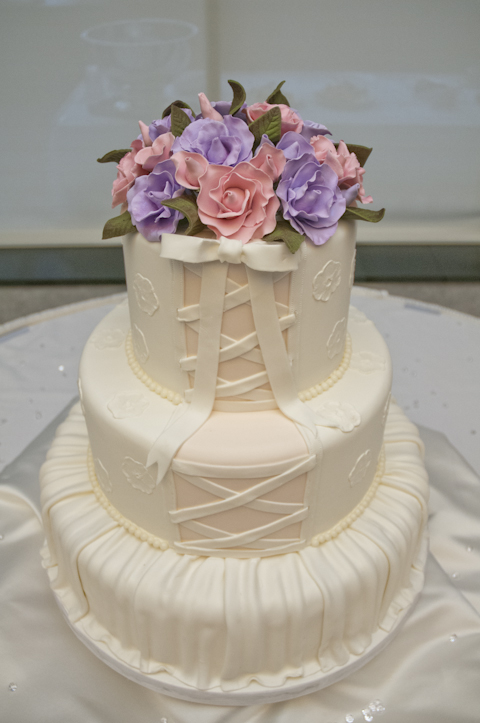 Tanna M. Brewer’s dress-inspired cake garners third-place honors.
