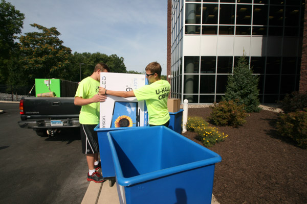 Transporting a big-screen TV