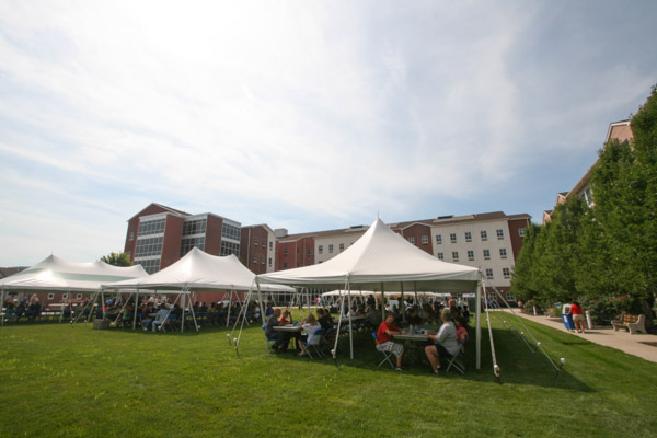 Sunshine and shade were both in ample supply during Saturday's picnic lunch.