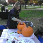 Here's the scoop: patterns, tools and just the right canvas for seasonal carving