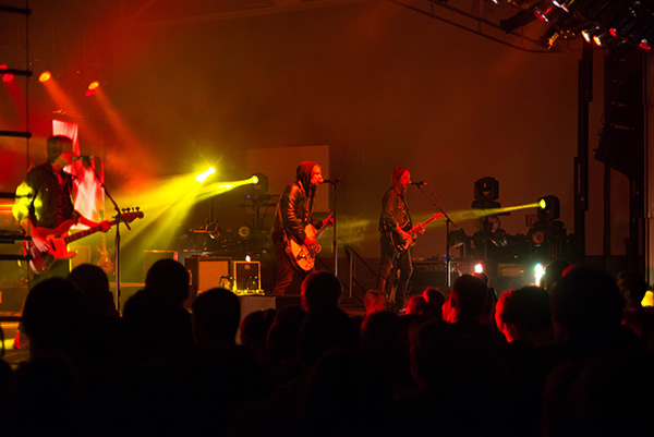 Switchfoot entertains gymnasium audience.
