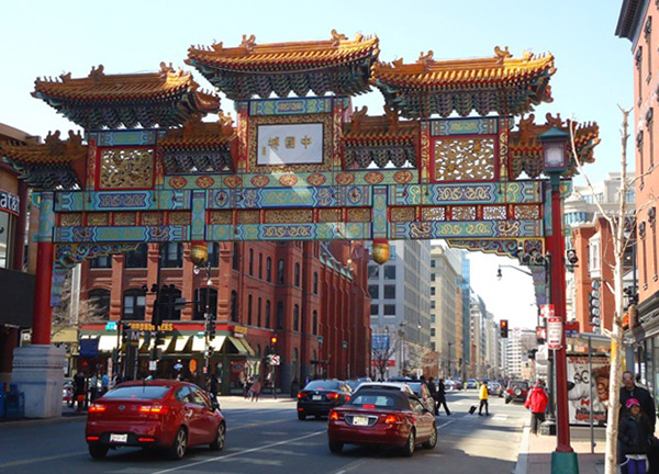 The gate to Chinatown highlights the neighborhood in which the students stayed, offering convenient access to many of the city's attractions.