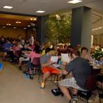 Students and families enjoy picnic fare in the Keystone Dining Room.