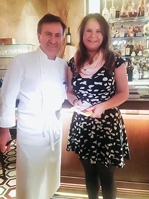 While in Las Vegas, Felton visited a reception at the new restaurant of world-renowned chef Daniel Boulud, who autographed a copy of his book and posed for a photo with her.
