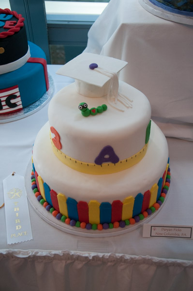 A cake by Daryan M. Ficks, of New Columbia, receives third-place honors.