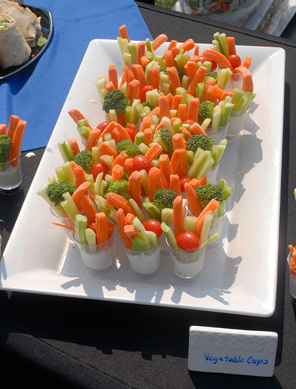 Dining Services helped attendees beat the heat with cool cups of veggies and ranch dressing.