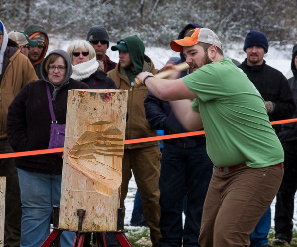Synol gives the hardy crowd a lesson in concentration during the Stihl Standing Block competition.