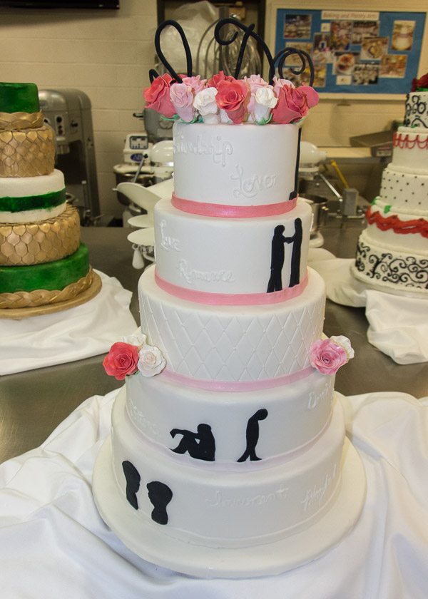 A cake by Jeffrey L. Bretz, of Quakertown, combines words, visuals and skilled technique.
