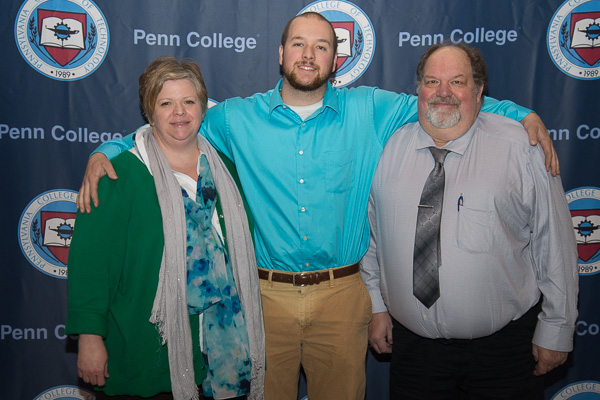 Gavin P. Seip strikes a pose with his parents, Laurie and Blaine. Seip received the Highway Equipment & Supply Co. Scholarship.