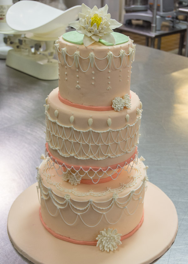 Delicately piped stringwork adorns a cake by Gloria F. Boronow, of Denver.