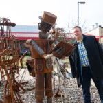 ... where Harpster checks out the "welded" signatures of Gilmour and Starkey (in background).