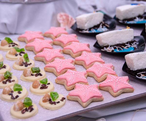 Kiwi and macadamia mendicants, sea star cookies and “coconut wave mousse” by Bryan