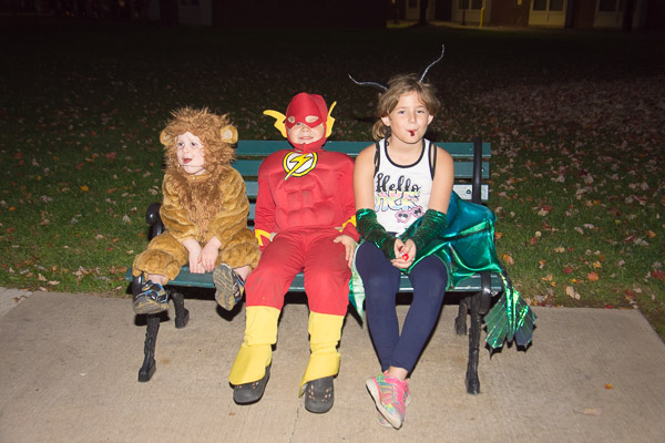 A treat-seeking trio takes a break.