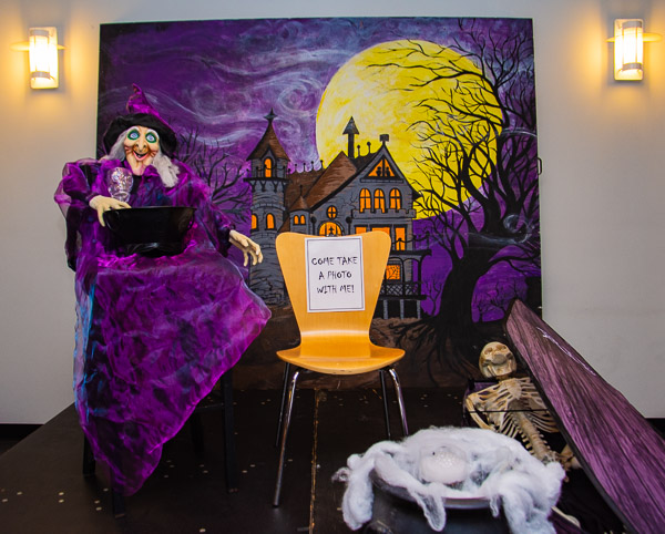 An empty chair invites the daring to a Capitol Eatery photo op.