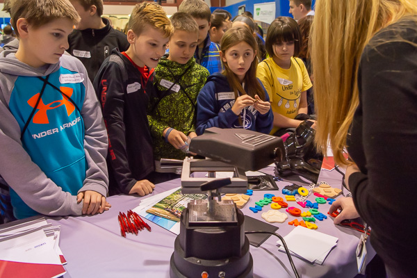 A popular corner of the Field House: SEKISUI SPI thermoforms sheets of plastic into take-home treasures.
