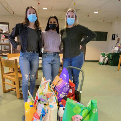 Student Nurses' Association collects pet supplies