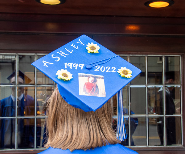 The cap of architecture grad Sadie S.E. Niedermyer honors the memory of her friend and classmate Ashley D. Gentile-Wing, who died in March. 