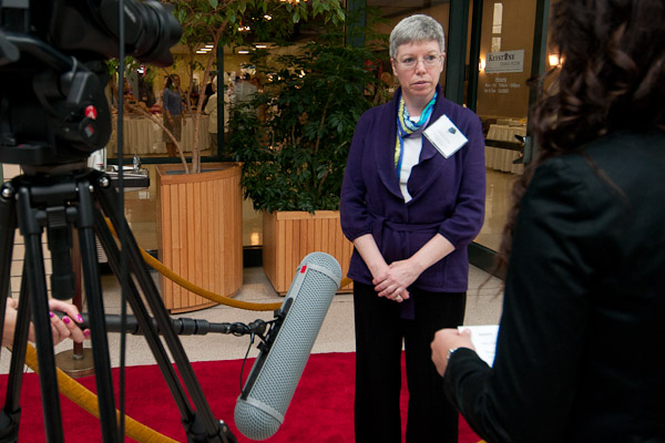 ... and shares her company foundation's philosophy on giving. (Grainger supports multiple scholarships for students in the schools of Construction and Design Technologies and Industrial and Engineering Technologies.)