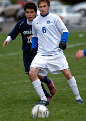 Midfielder William DeAngelo during Wednesday's semifinal match against Penn State Abington.