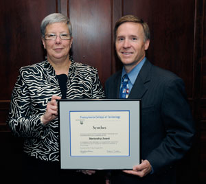 Pennsylvania College of Technology President Davie Jane Gilmour presented a Mentorship Award to Synthes. The award was accepted by Mike Sticklin, human resources manager for the company%E2%80%99s Brandywine manufacturing facility.