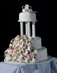 This creation of Kathleen A. Garrison, of Flanders, N.J., was named the People%E2%80%99s Choice Award winner as determined by cash votes cast by visitors to the cake display.