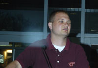 VT alumnus Eric Reiber addresses the vigil audience.