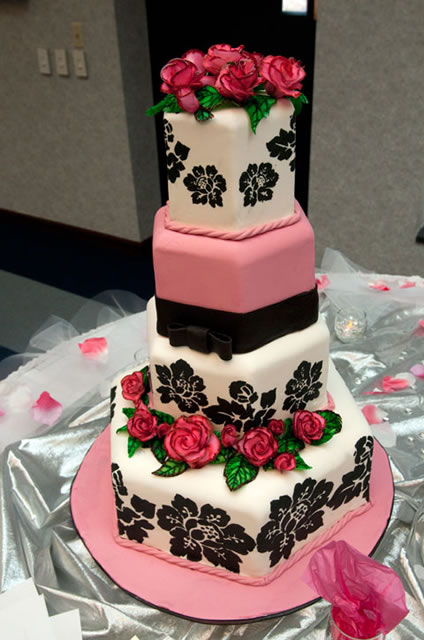 A bold entry featuring hand-made roses, stencils, a fondant bow and roping won second-place honors for Gabrielle E. Bricker, of Etters.