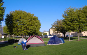 Outdoor Adventure Club camps out on campus.