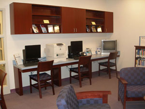 Teachers' Learning Center equipped with technological resources for faculty.