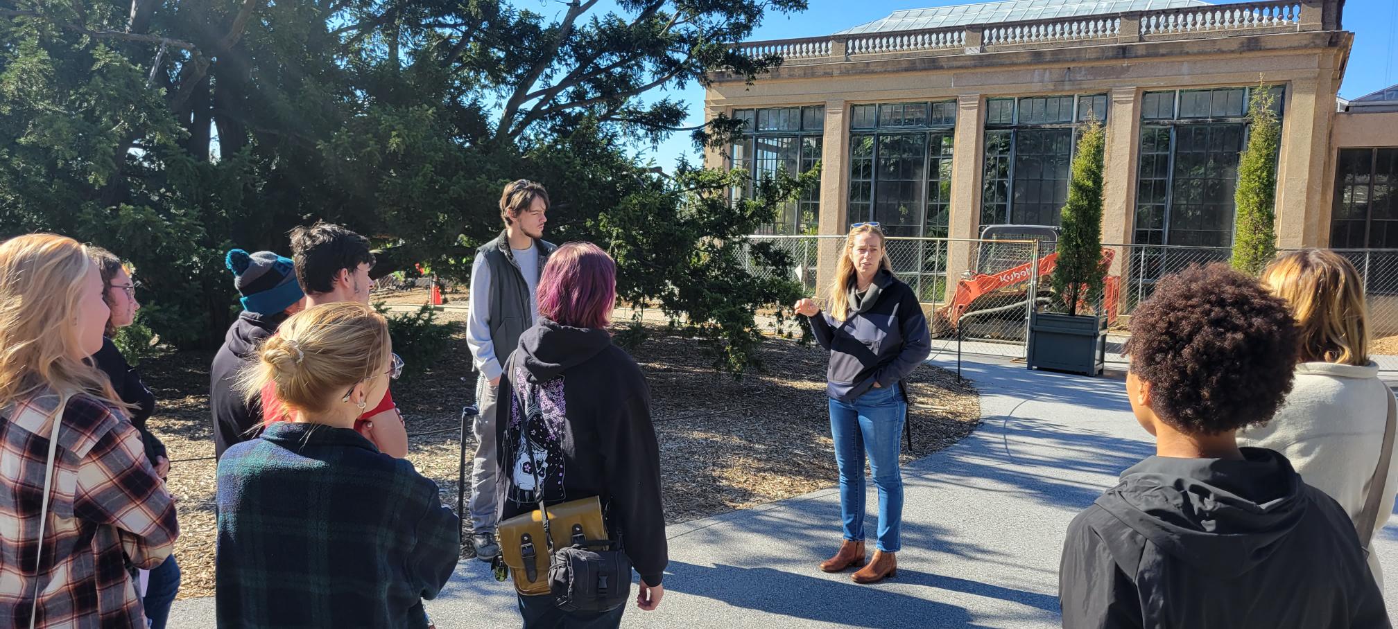 Horticulture students connect with alum at Longwood Gardens