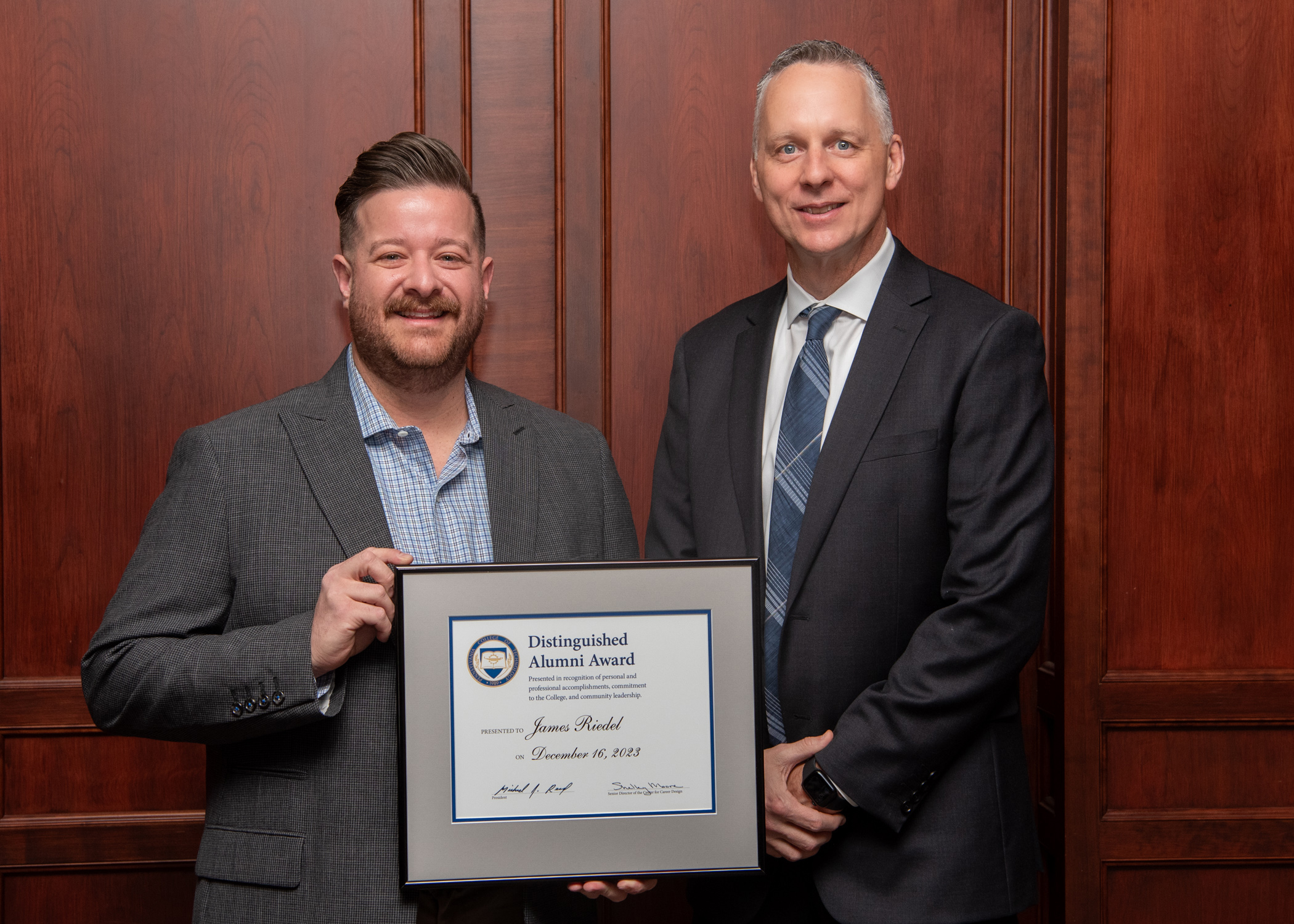 Automotive graduate receives Distinguished Alumni Award