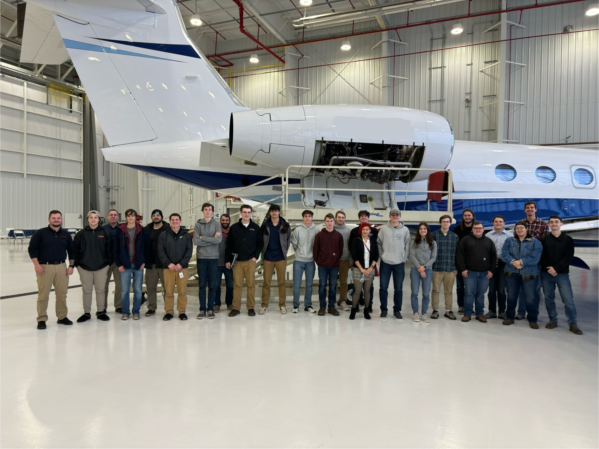 Alumni-led tour directs students' eyes to corporate aviation