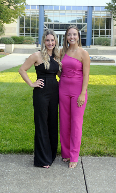 Hall of Famers Robyn Beddoe and Hailie Hartman