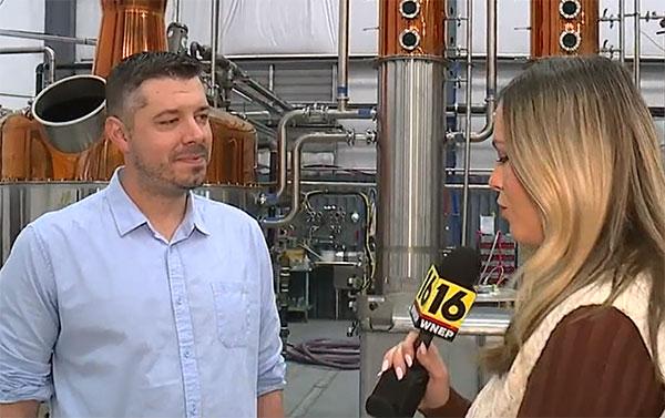 Ingram talks with Worthington about "the science of beer."