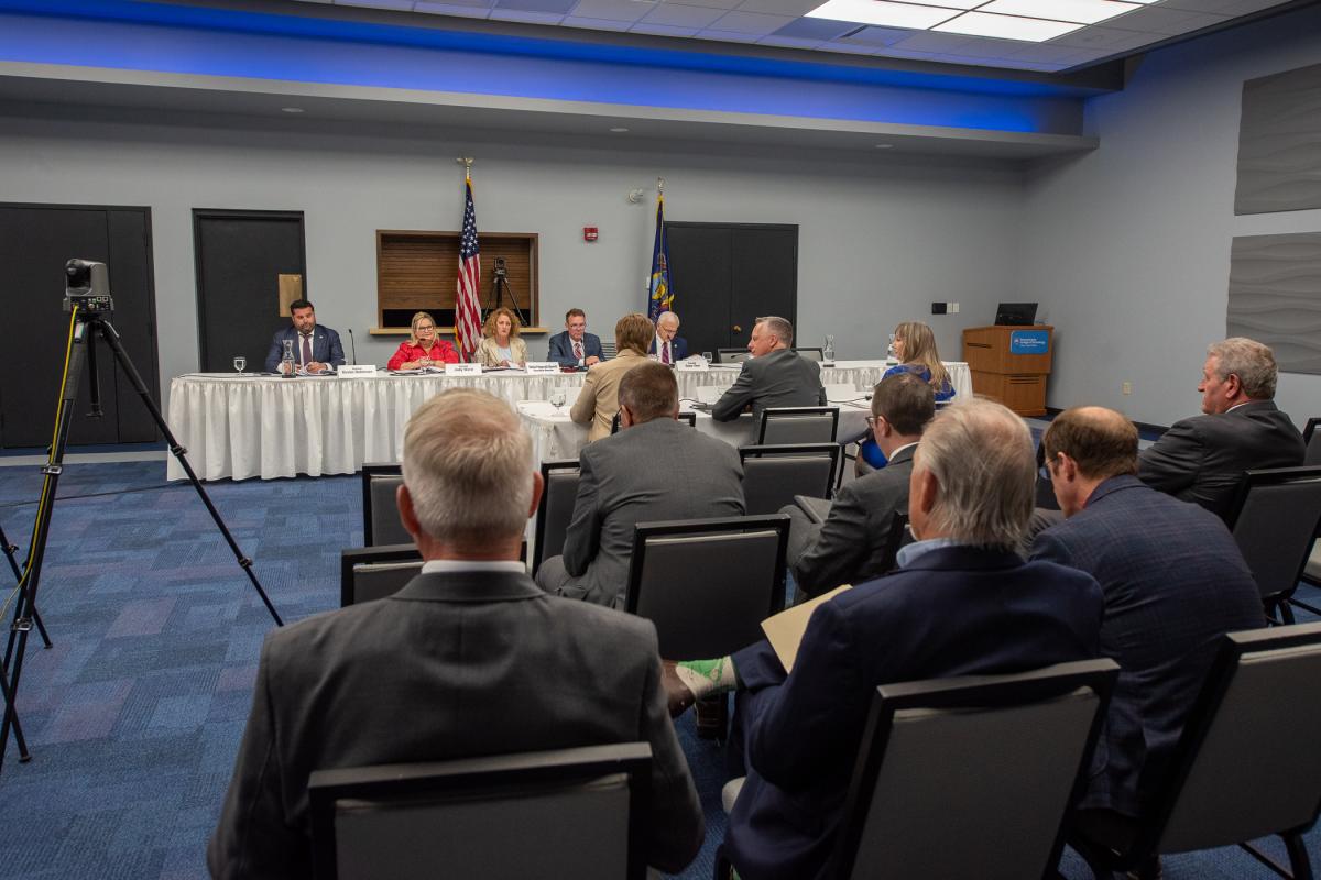 The Mountain Laurel Room, a frequent site for legislative hearings that interlock with the college's far-reaching strengths, offers a comfortable and convenient locale for campus events.