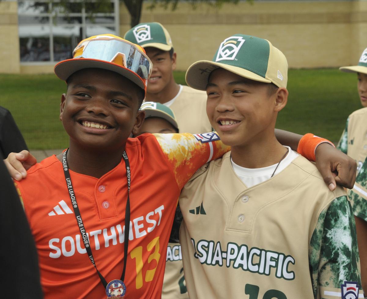 Among the many joys of hosting LLWS players? Watching friendships form and instantly flourish, of course!