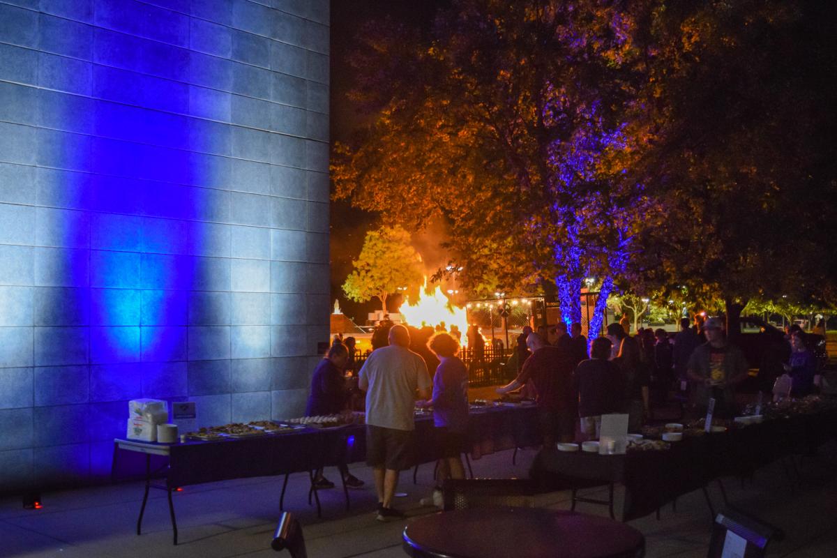 A touch of blue up-lighting adds to the al fresco ambiance.