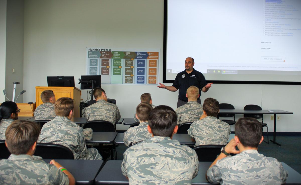 Schlosser discusses emergency management planning processes with the cadets. 