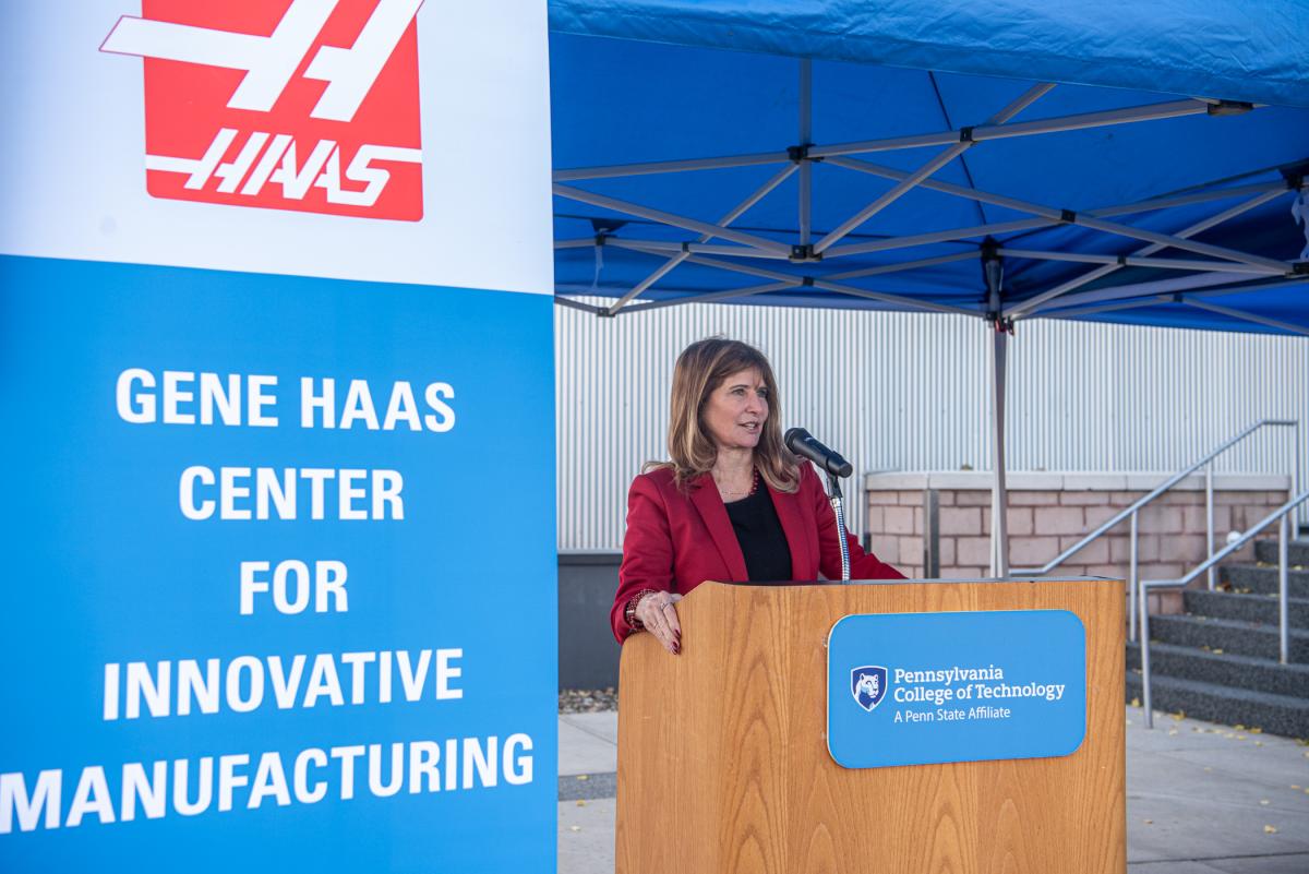 Looman touchingly relates Gene Haas’ early years in manufacturing and his ensuing investment in tomorrow's workforce. She also pointed out that, while Haas provided the largest gift, many other companies in the “manufacturing family” have stepped up to donate because all of them wish to see manufacturing succeed. 
