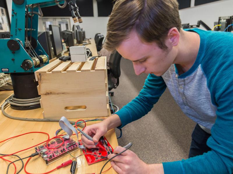 Electronics & Computer Engineering Technology: Electronics ...